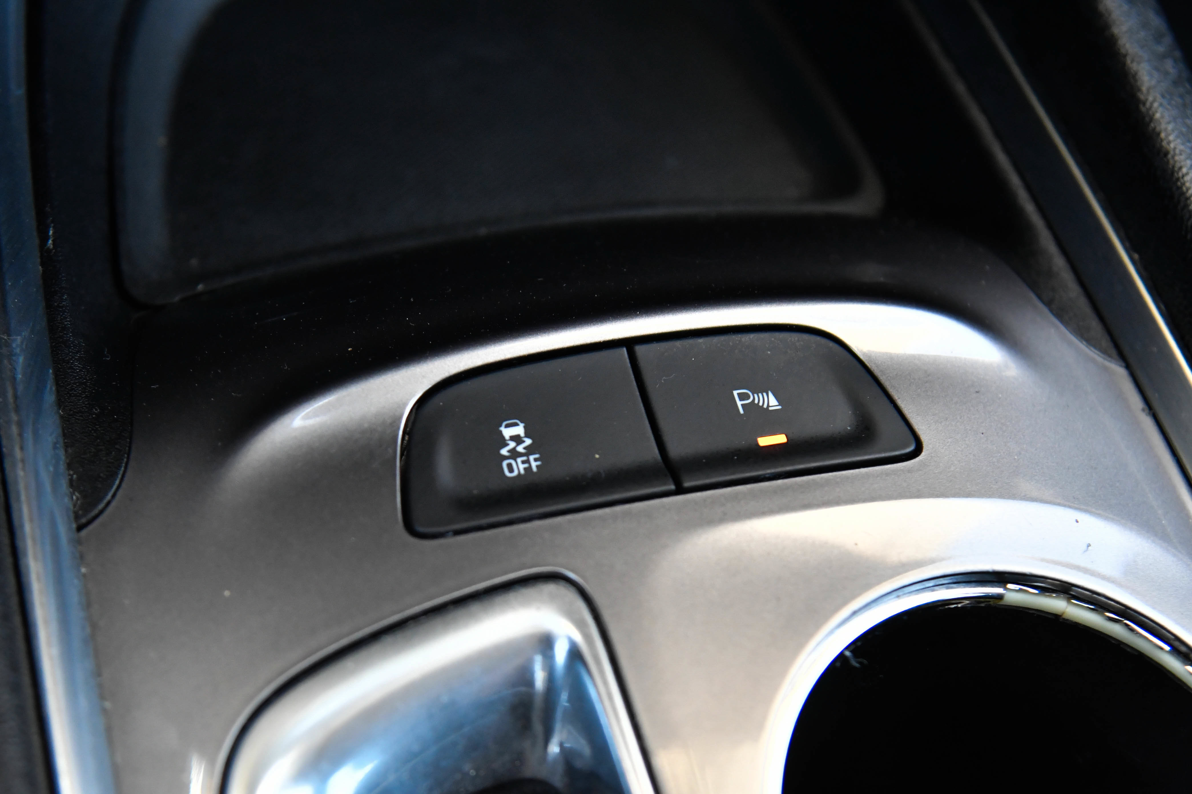 Used 2020 Chevrolet Malibu LT FWD image 25