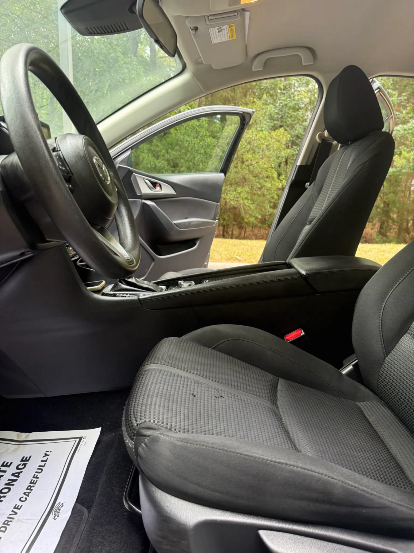 Used 2018 MAZDA MAZDA3 Sport w/ Preferred Equipment Package FWD image 10