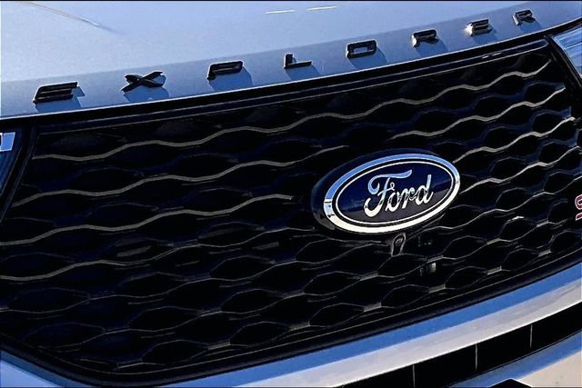 Used 2021 Ford Explorer ST w/ Equipment Group 401A image 28