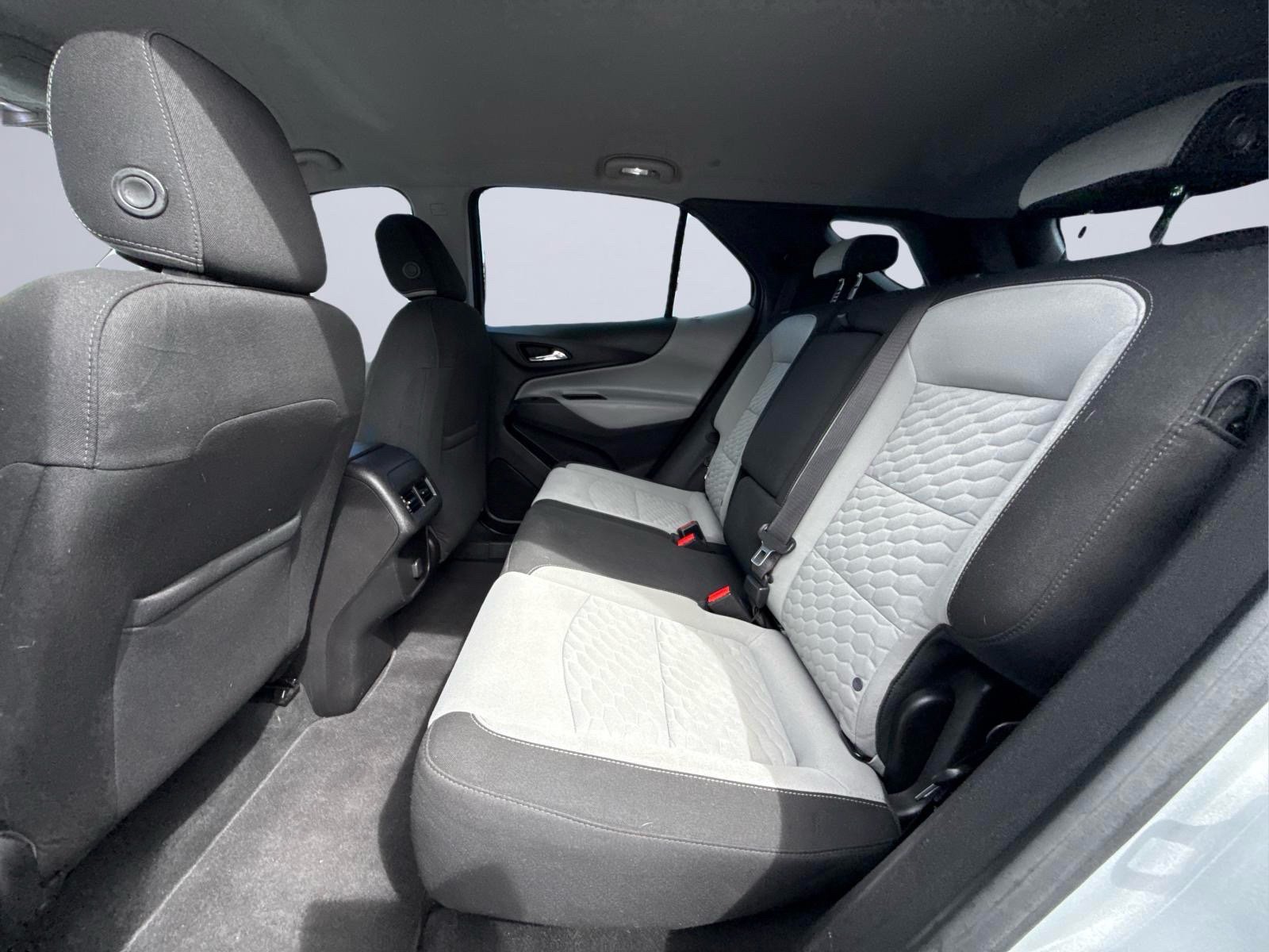 Used 2018 Chevrolet Equinox LS AWD/4WD image 13