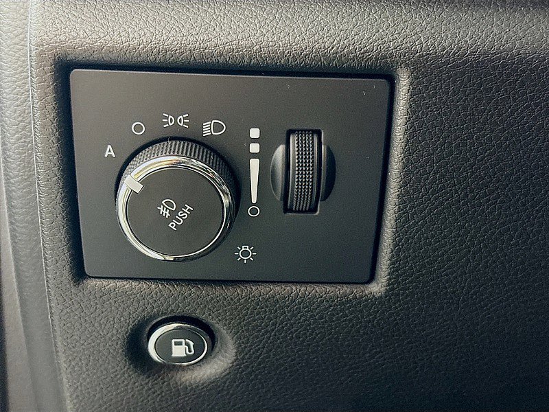 Used 2021 Jeep Grand Cherokee Limited w/ Quick Order Package 2GK 80th image 10