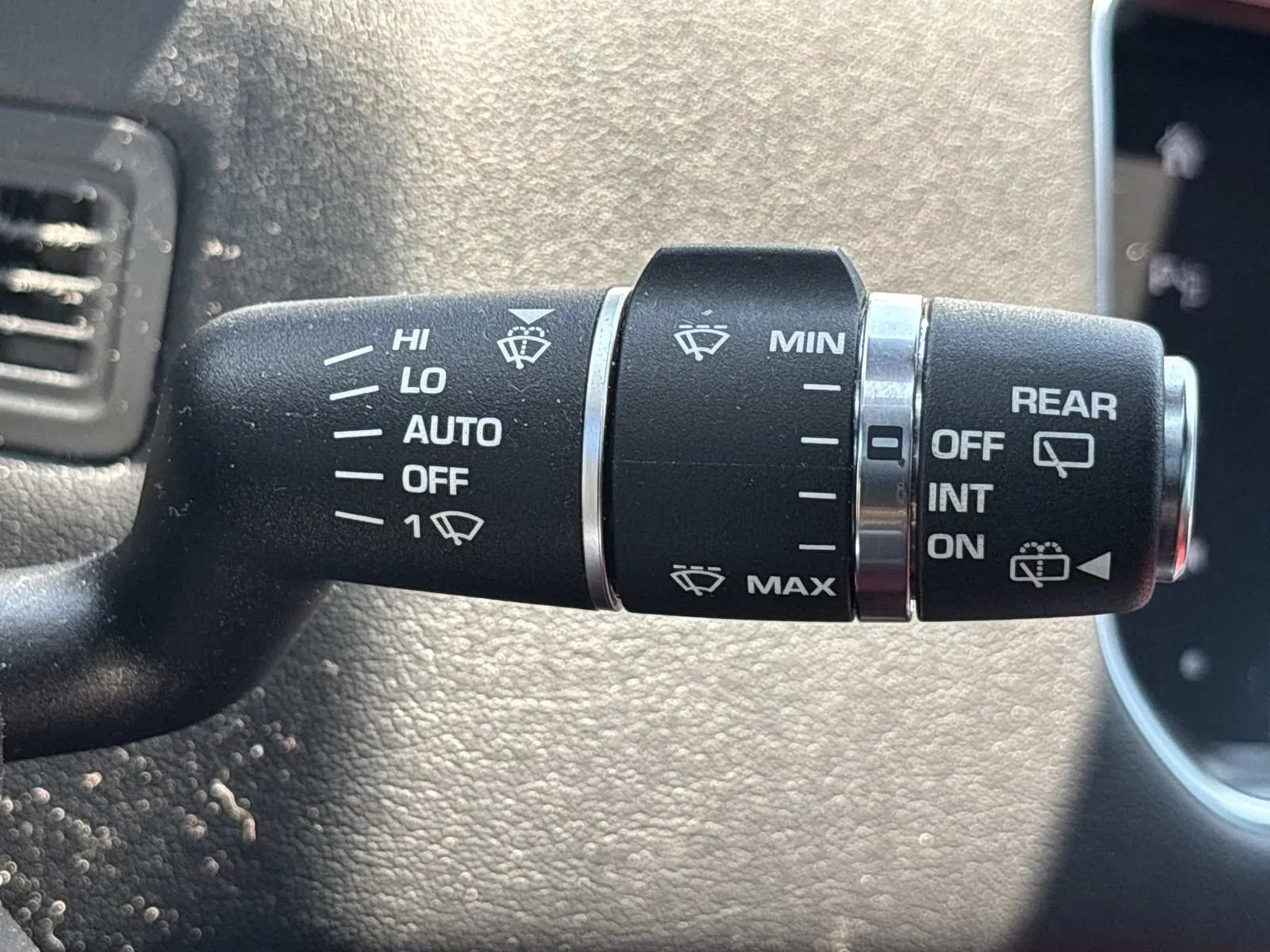 Used 2016 Land Rover Range Rover Sport Supercharged AWD/4WD image 26