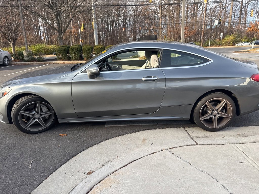 Used 2017 Mercedes-Benz C 300 4MATIC Coupe image 4