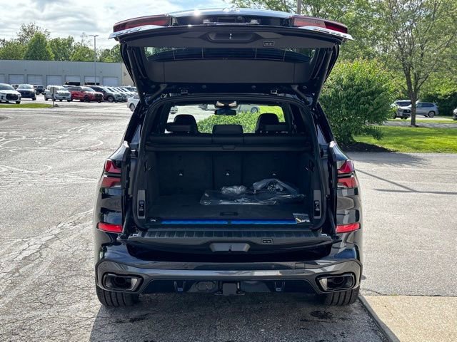 New 2026 BMW X5 xDrive50e w/ M Sport Package AWD/4WD image 28