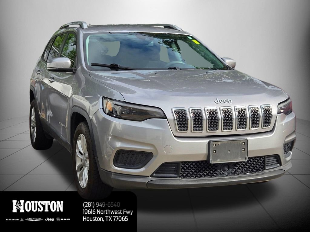 Used 2021 Jeep Cherokee Latitude FWD image 3