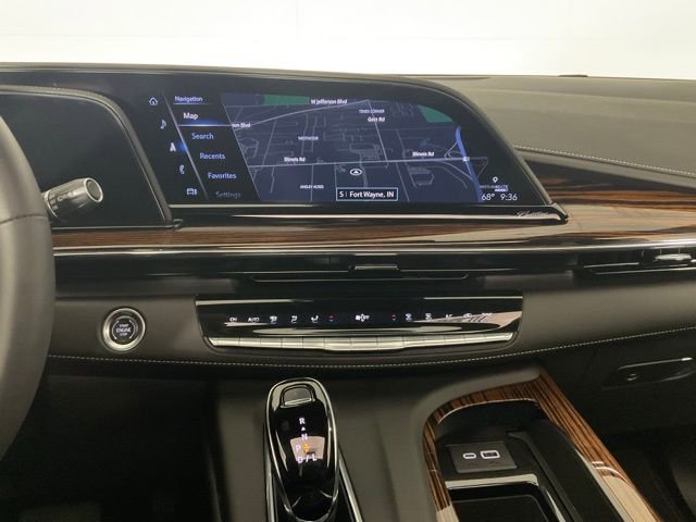 Certified 2024 Cadillac Escalade Premium Luxury image 14
