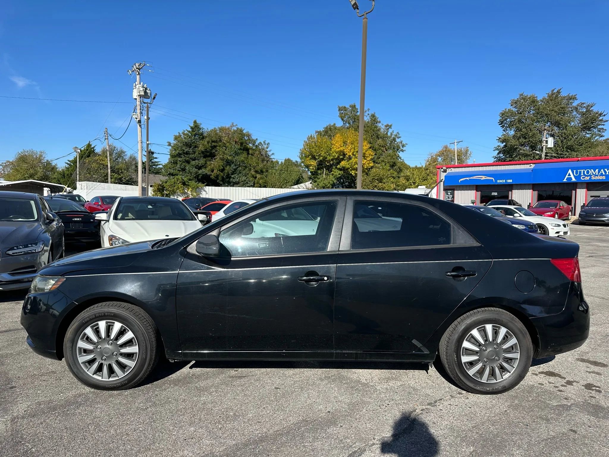 Used 2013 Kia Forte EX image 33