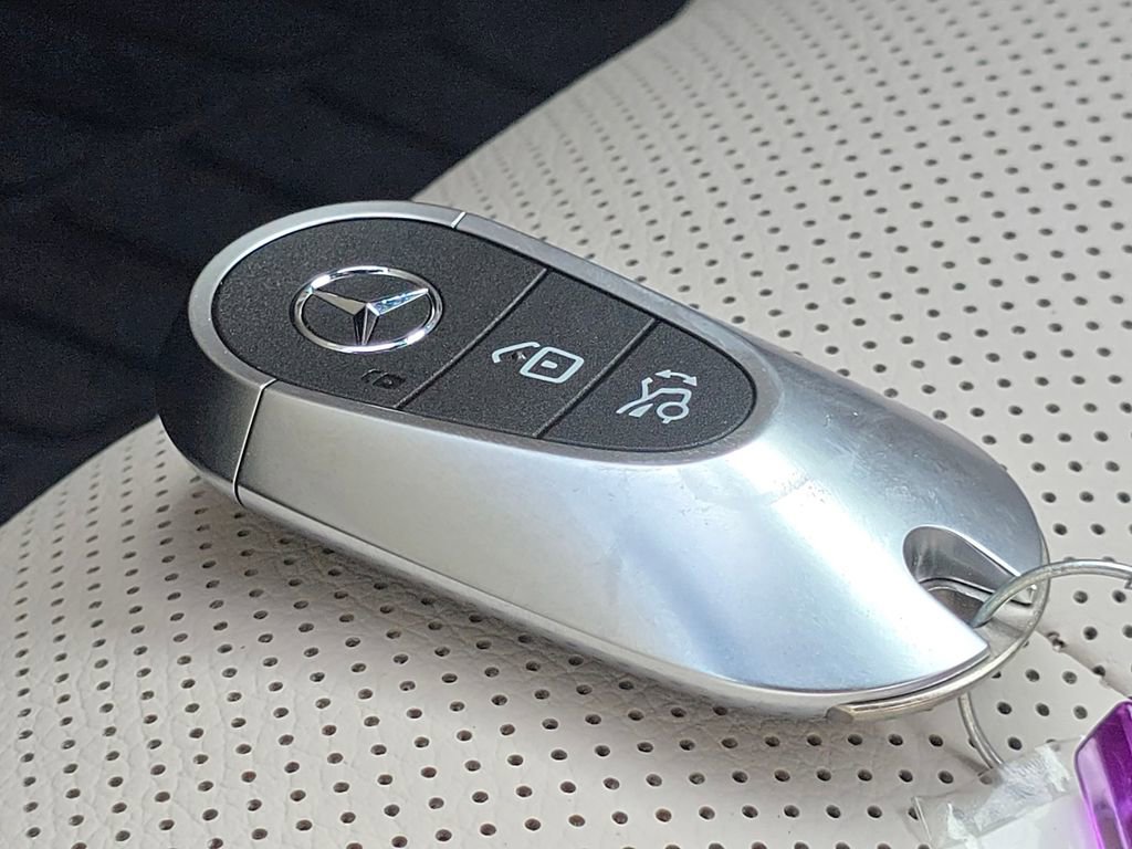 New 2026 Mercedes-Benz CLE 300 4MATIC Cabriolet image 35