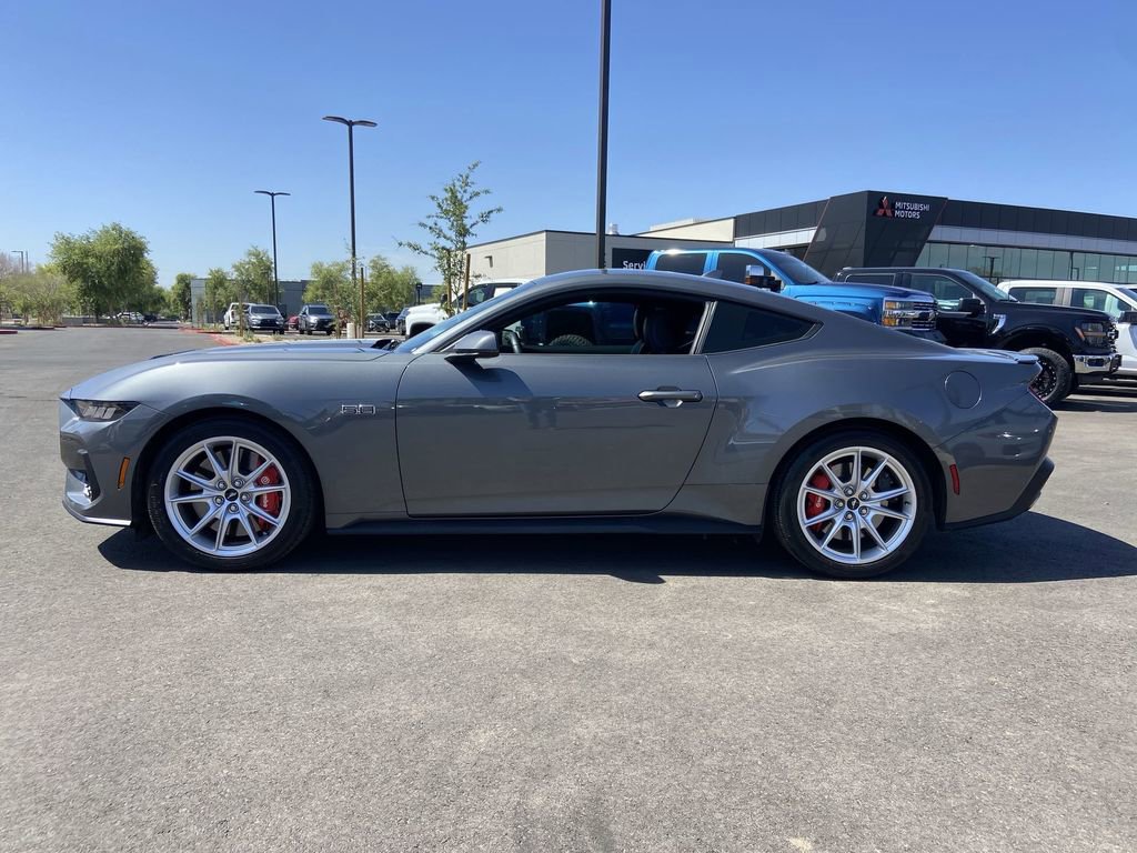 Used 2024 Ford Mustang GT Premium RWD image 4