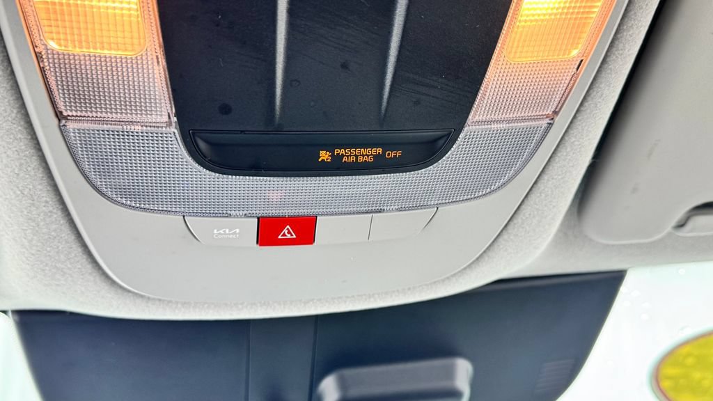 Used 2024 Kia Niro EX FWD image 30