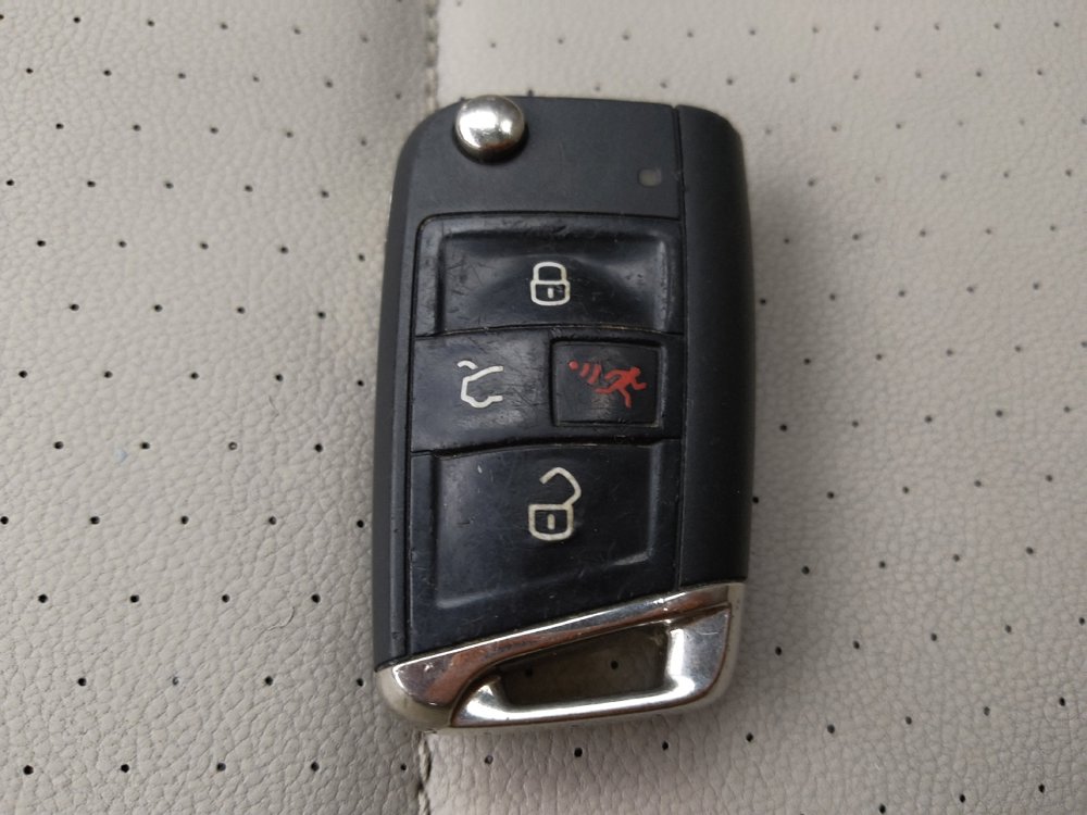 Used 2018 Volkswagen Golf SE image 32