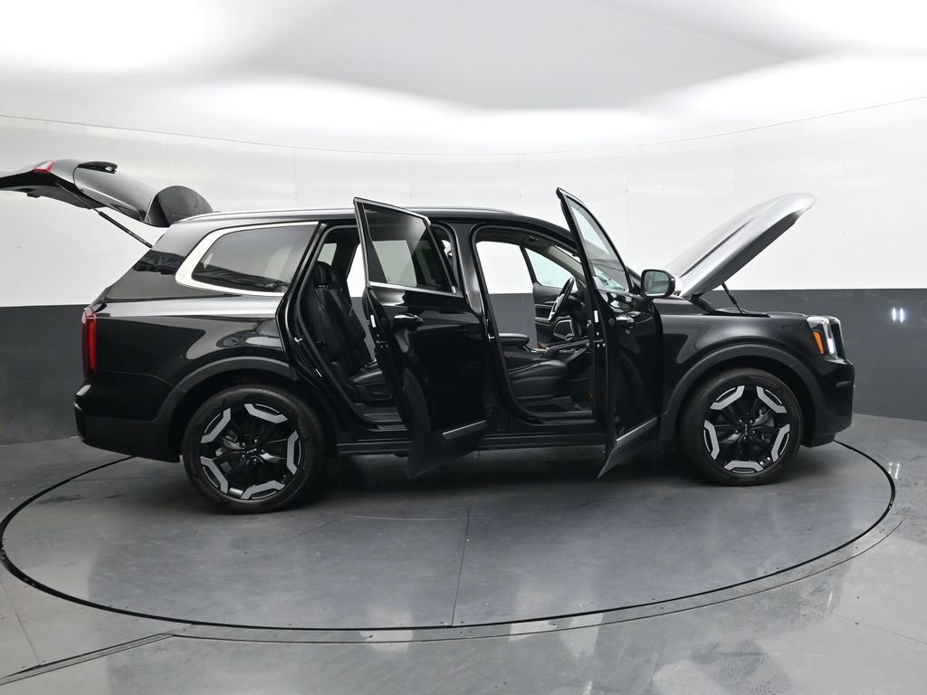 Used 2023 Kia Telluride S w/ S Sunroof Package image 47