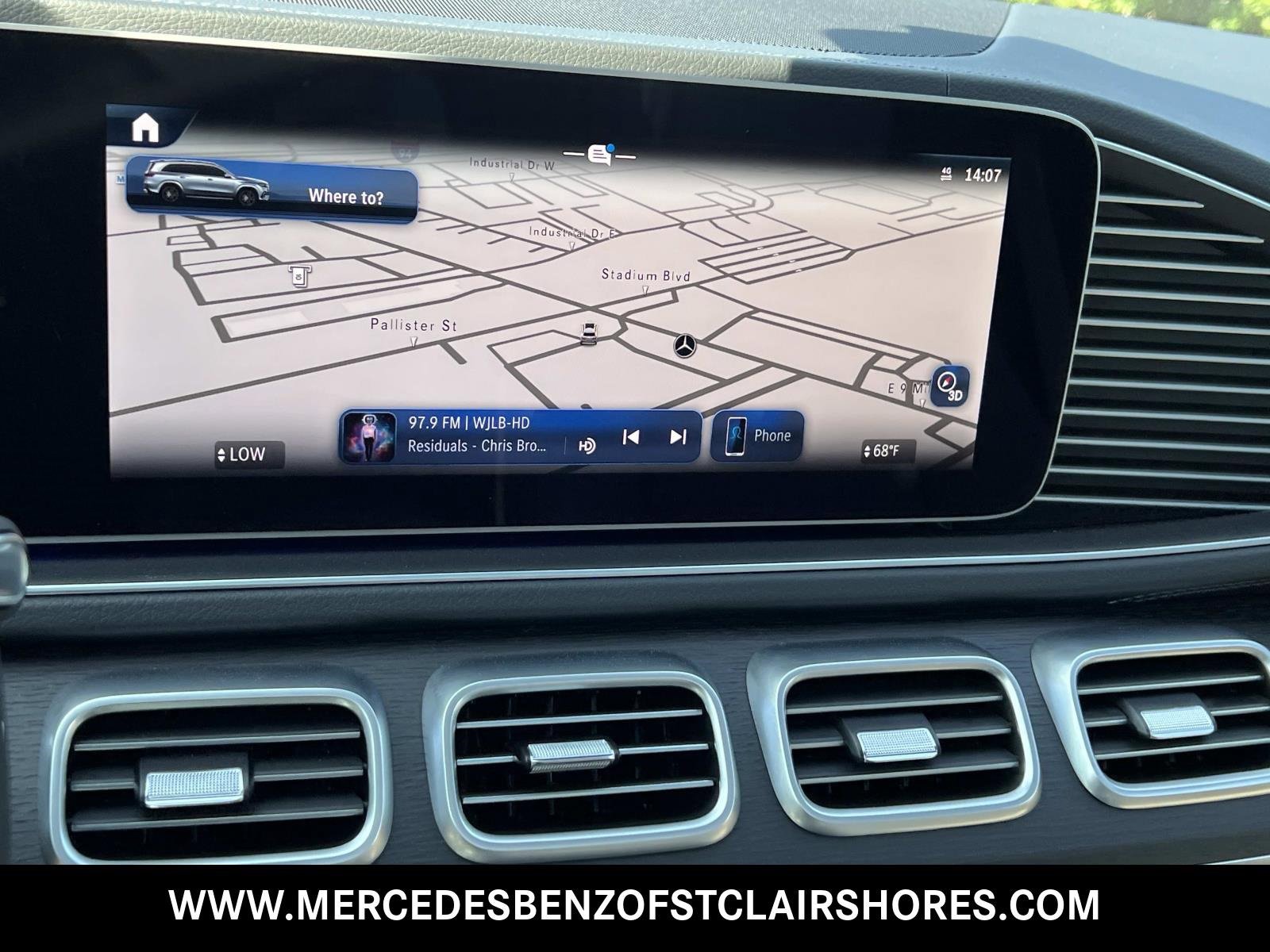 New 2026 Mercedes-Benz GLS 450 4MATIC image 26