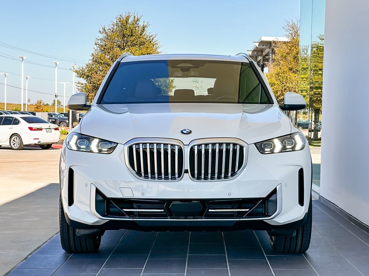 New 2026 BMW X5 xDrive40i w/ Premium Package image 5