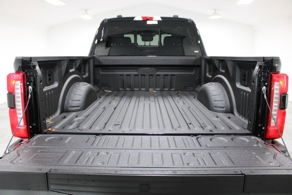 New 2026 Ford F250 XLT w/ XLT Premium Package AWD/4WD image 22