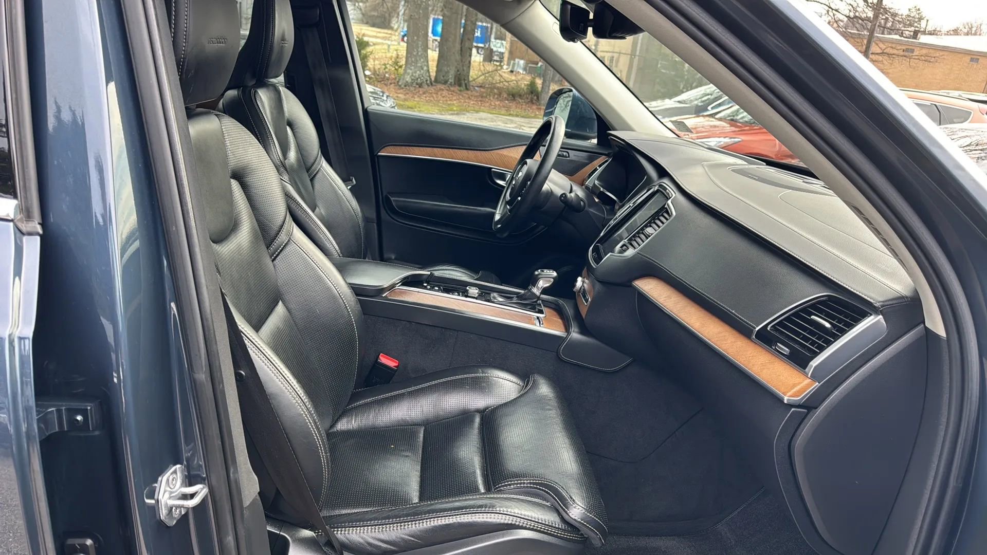 Used 2019 Volvo XC90 T6 Inscription w/ Advanced Package image 12
