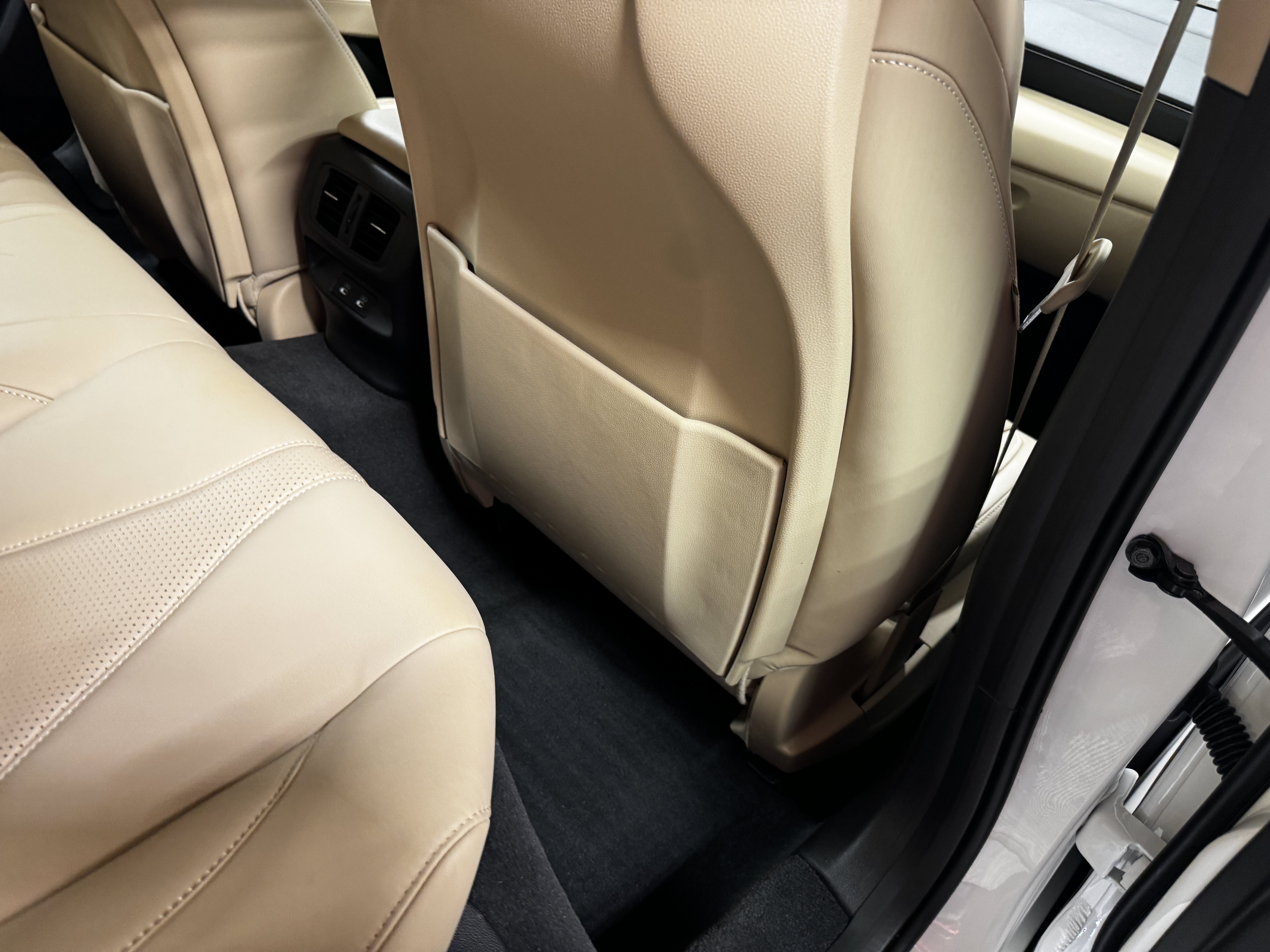 Certified 2025 Acura TLX w/ Technology Package FWD image 39