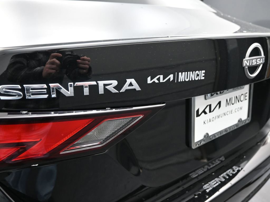 Used 2025 Nissan Sentra SV w/ All-Weather Package image 10