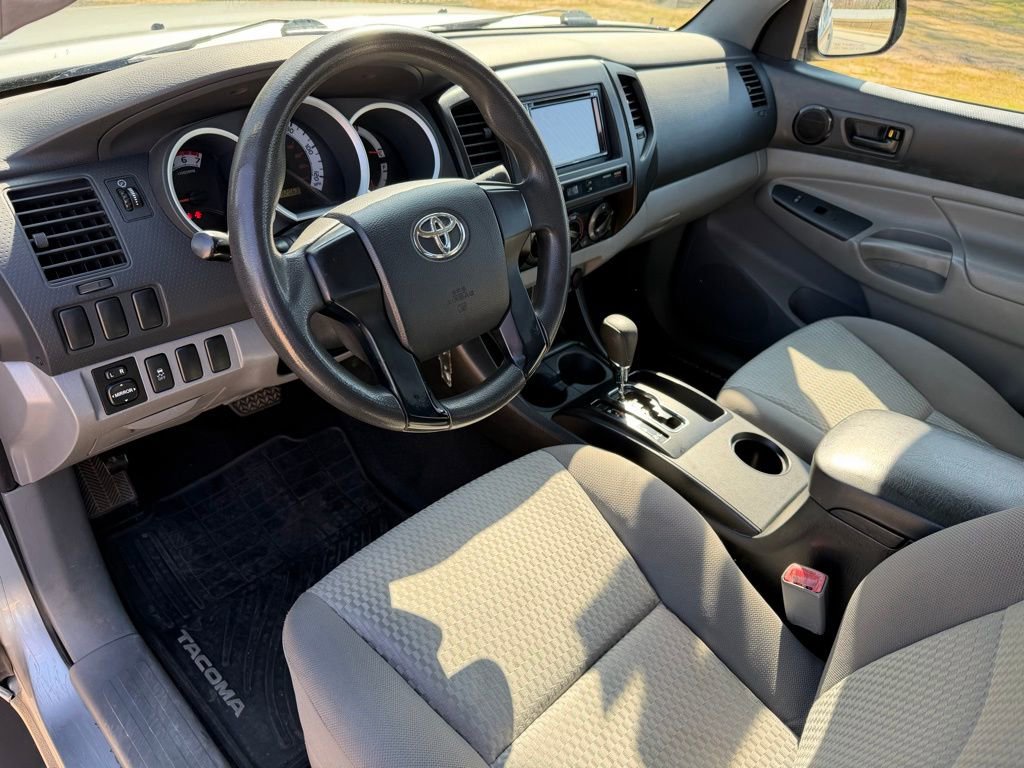 Used 2014 Toyota Tacoma PreRunner image 11