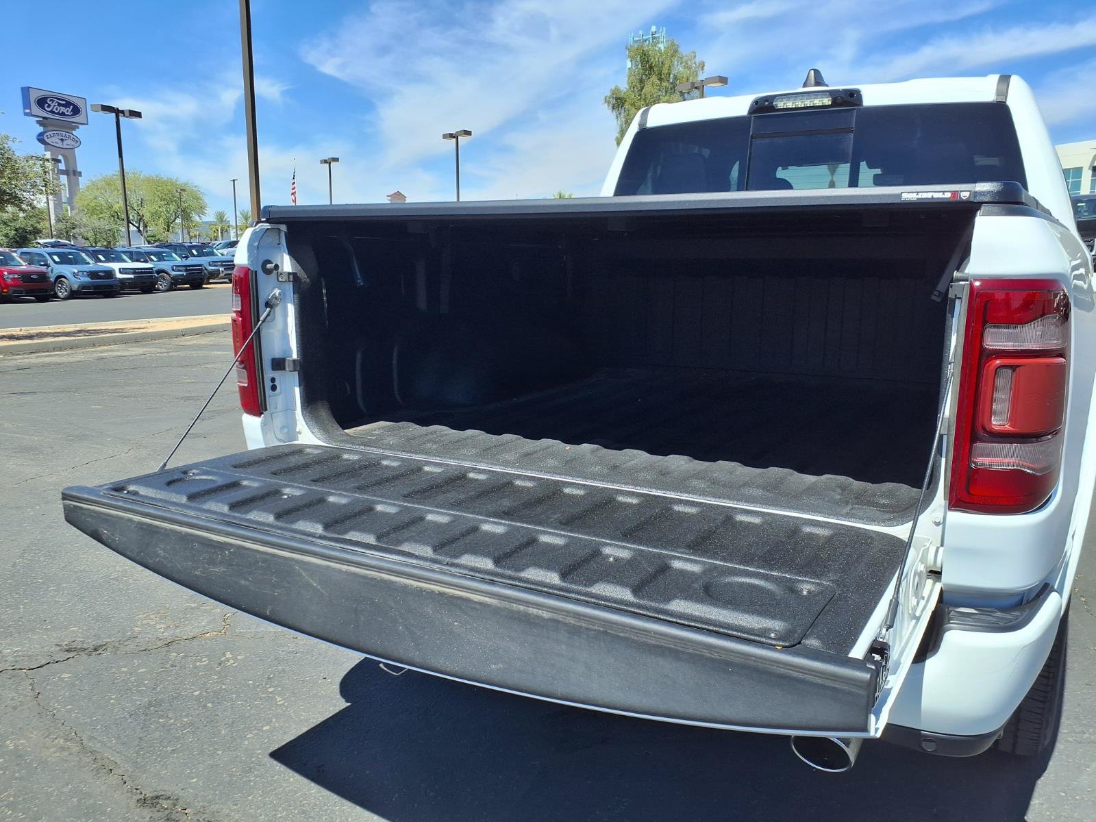 Used 2021 RAM 1500 Limited AWD/4WD image 16
