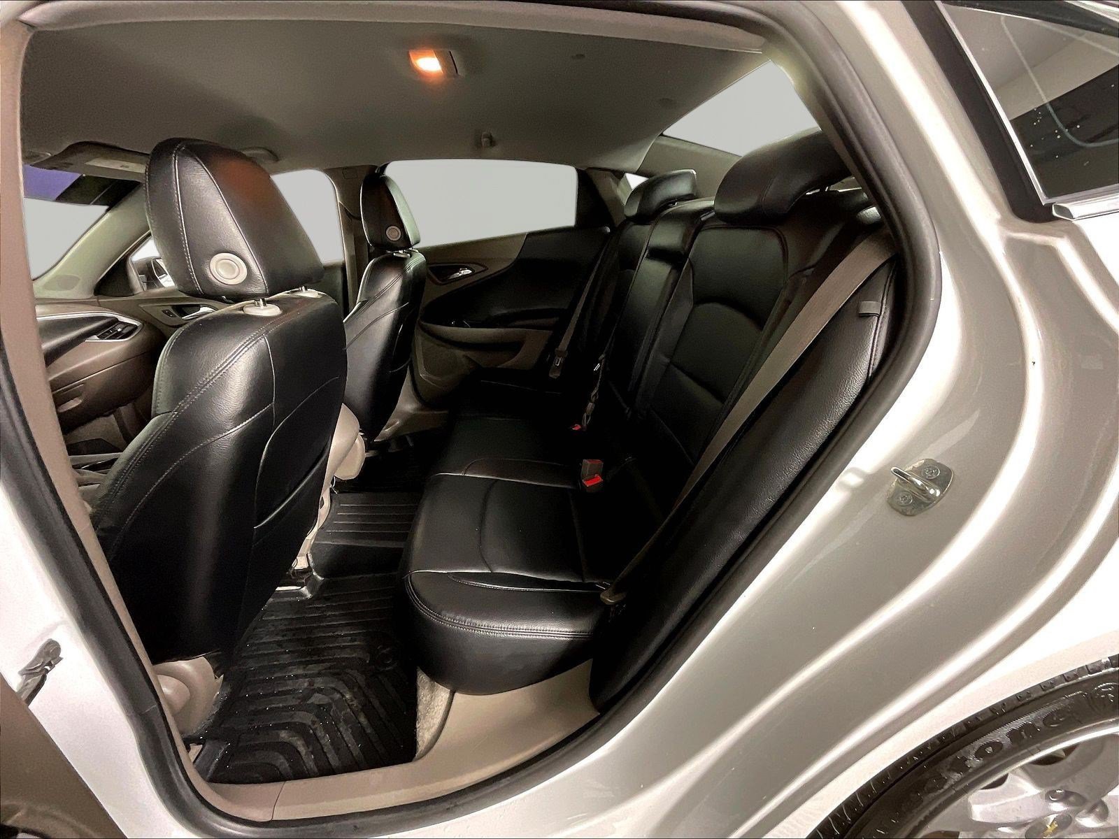 Used 2018 Chevrolet Malibu LS FWD image 22