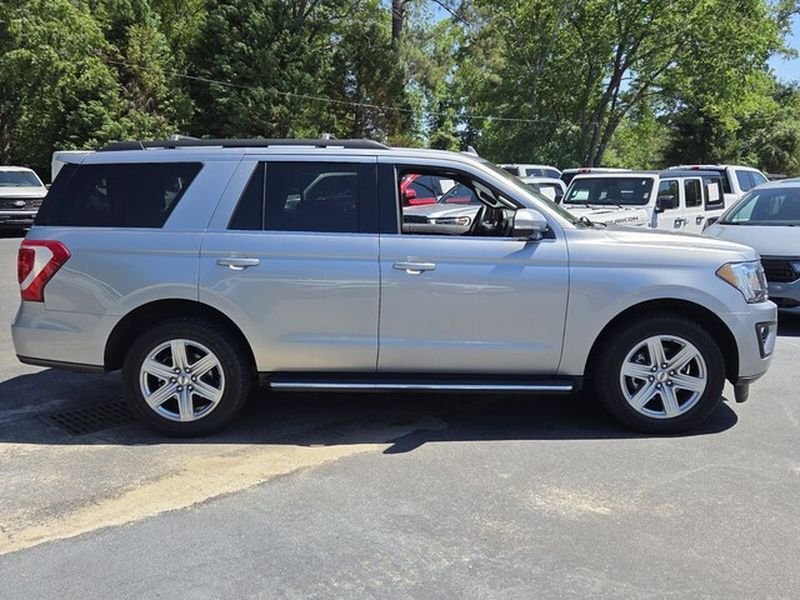 Used 2021 Ford Expedition XLT RWD image 16