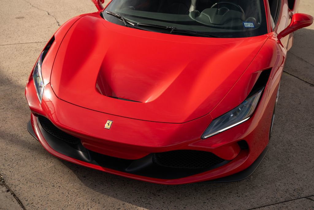 Certified 2021 Ferrari F8 Tributo image 9