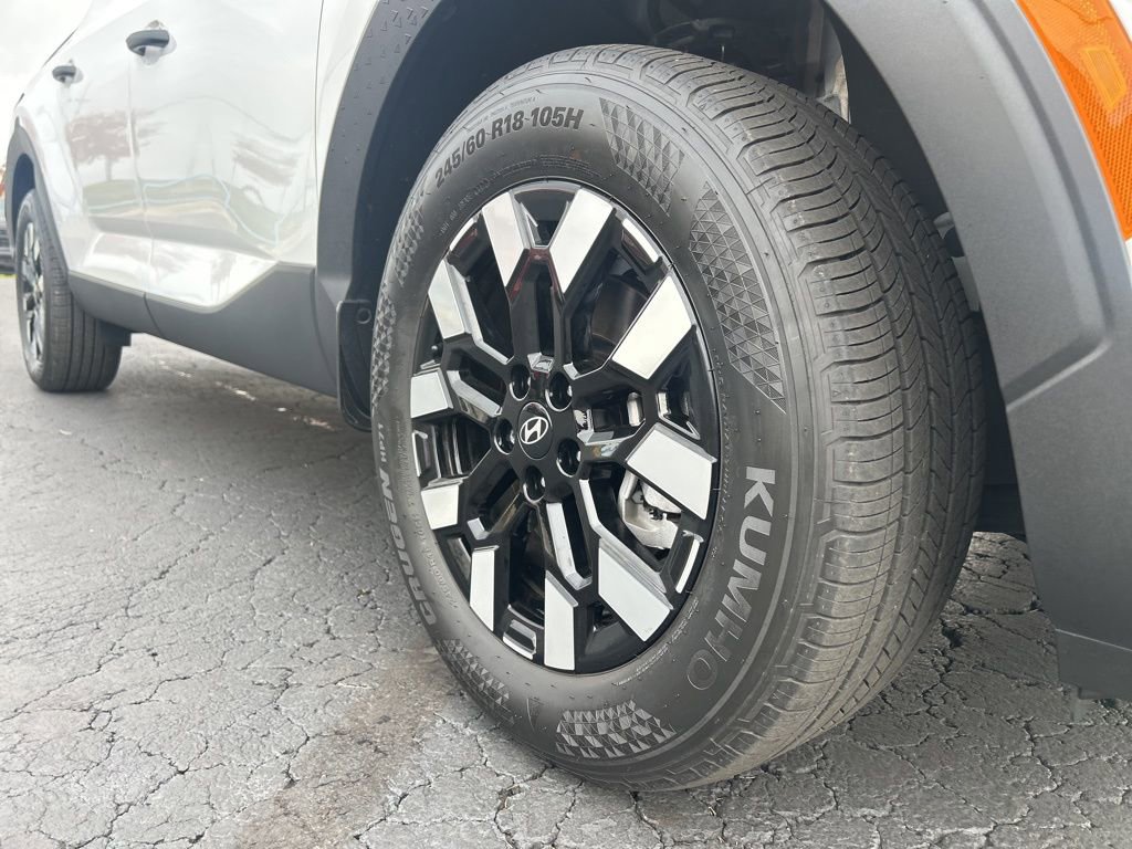Used 2025 Hyundai Santa Cruz SEL image 11