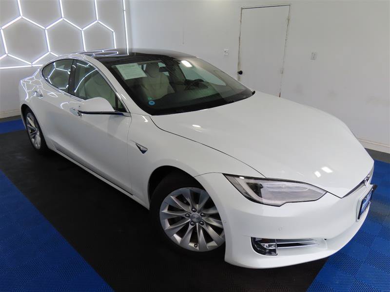 Used 2018 Tesla Model S 100D AWD/4WD image 5