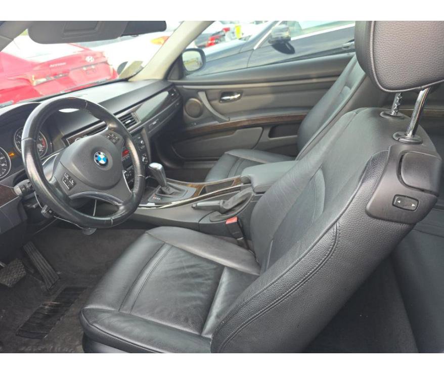 Used 2011 BMW 335i xDrive Coupe AWD/4WD image 9