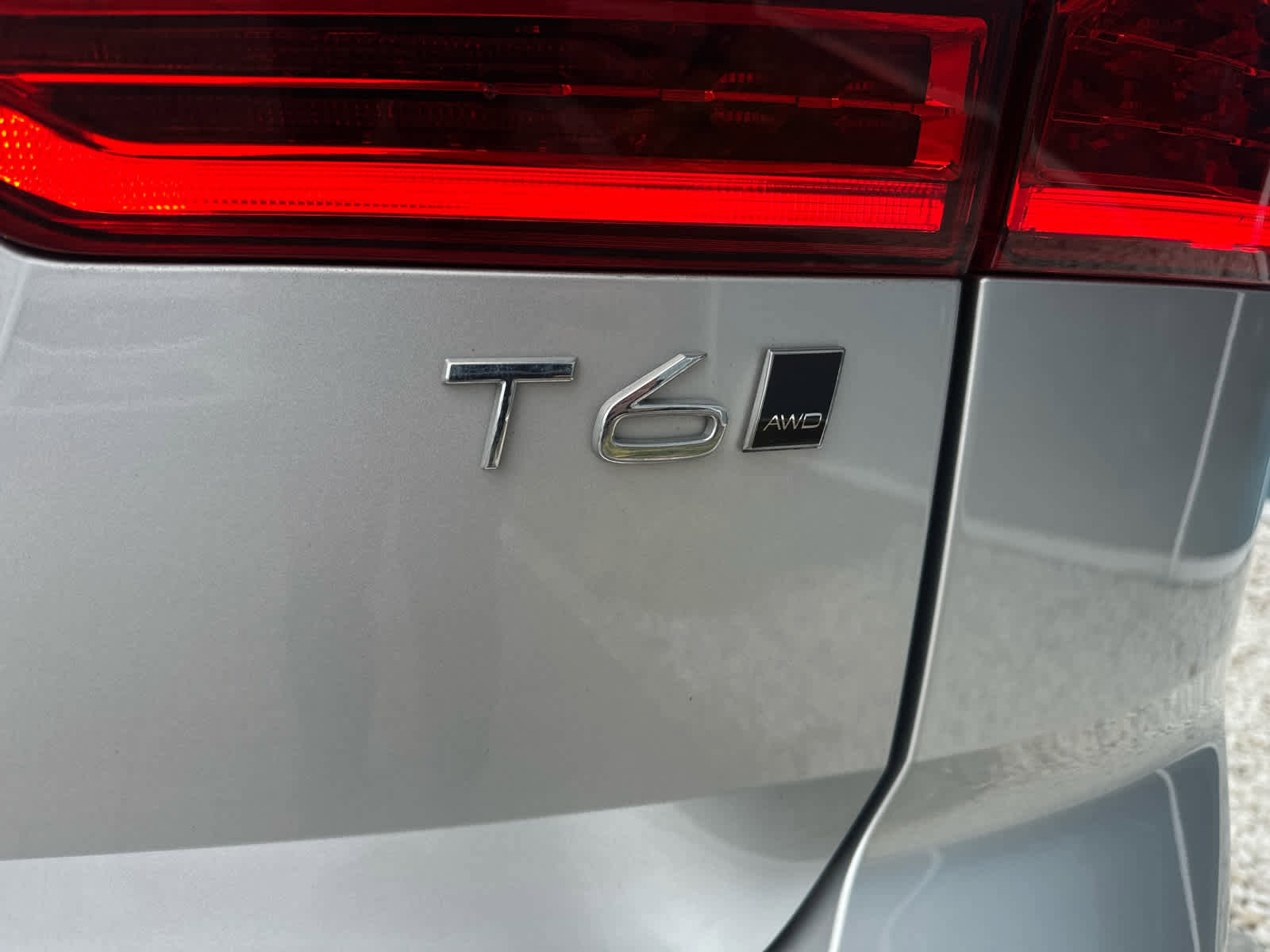Used 2021 Volvo XC60 T6 Inscription AWD/4WD image 31