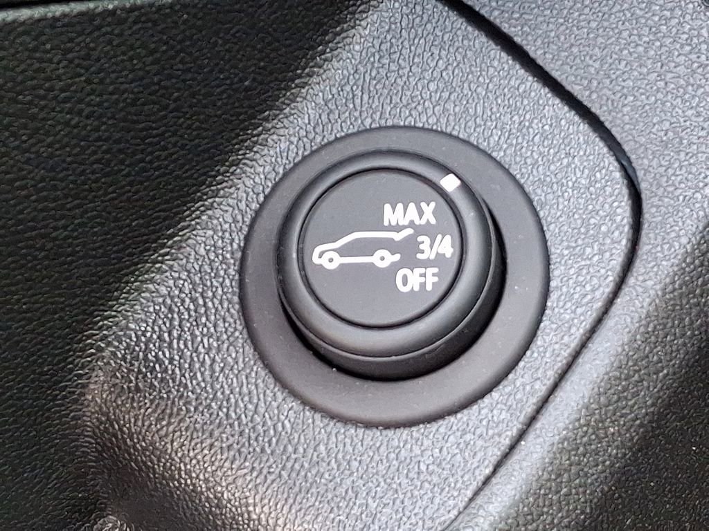 Certified 2022 GMC Terrain SLT image 27