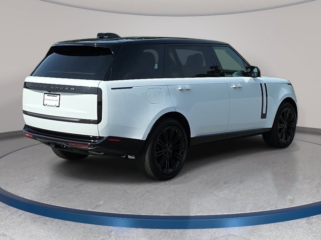 New 2026 Land Rover Range Rover Long Wheelbase SE AWD/4WD image 5
