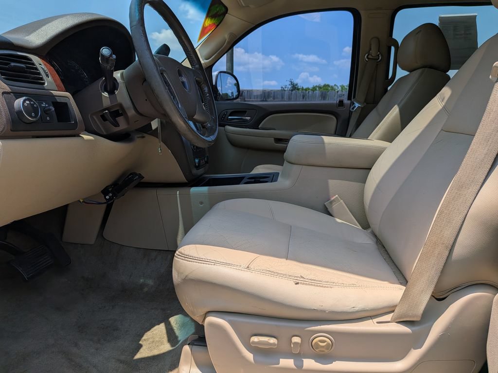 Used 2012 GMC Yukon XL SLT RWD image 10