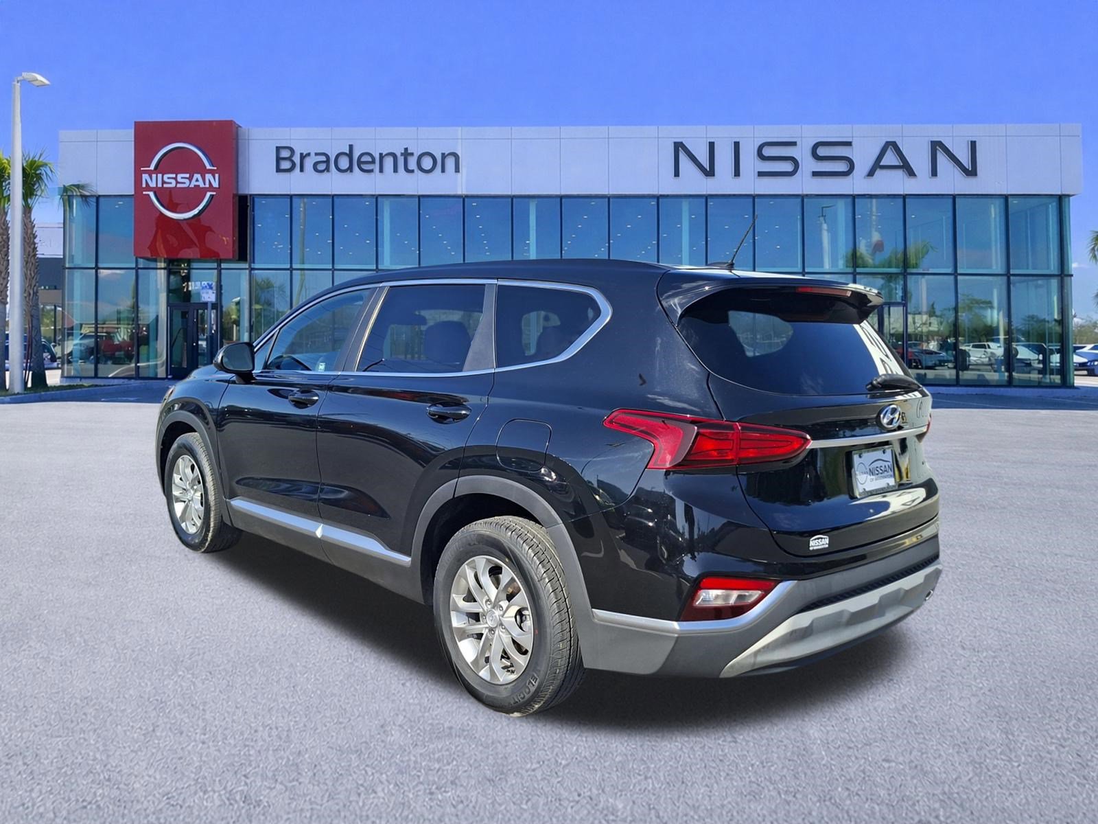 Used 2020 Hyundai Santa Fe SE AWD/4WD image 7