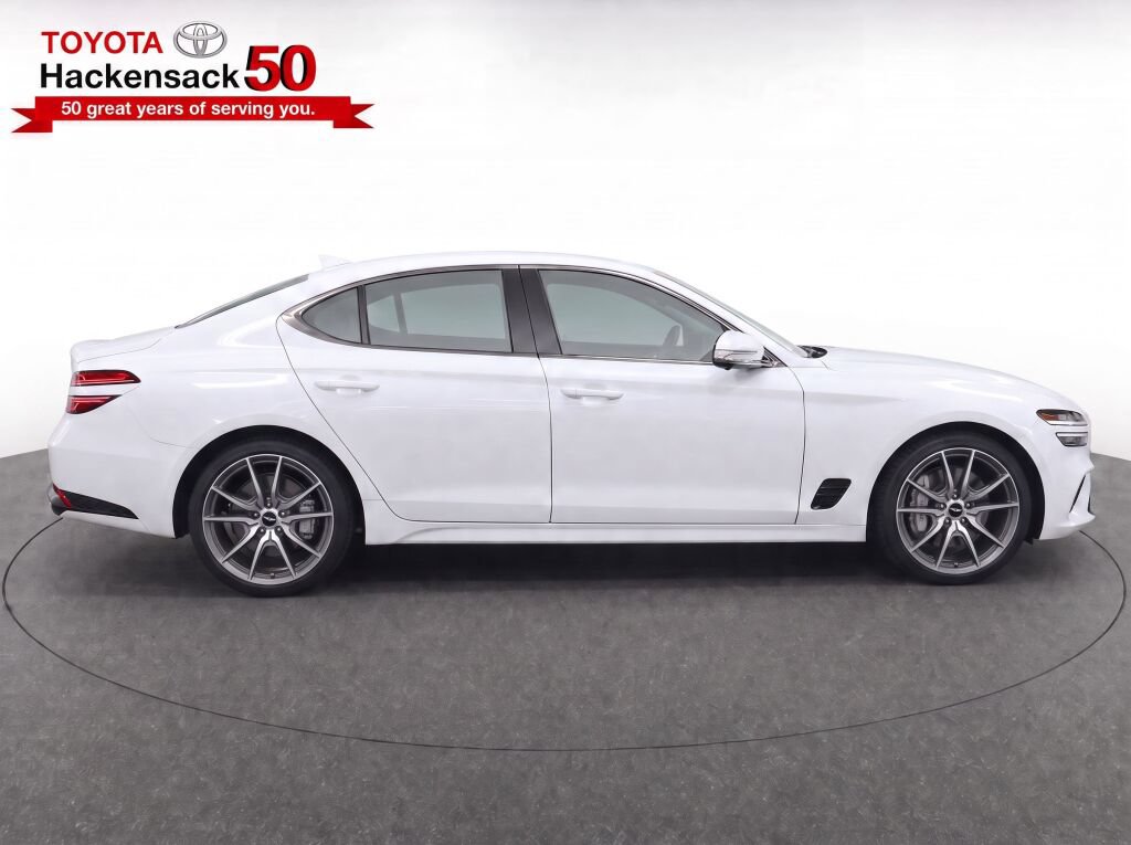 Used 2025 Genesis G70 2.5T AWD/4WD image 8