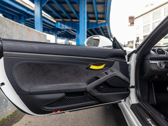 Certified 2025 Porsche 718 Boxster Spyder RS image 28