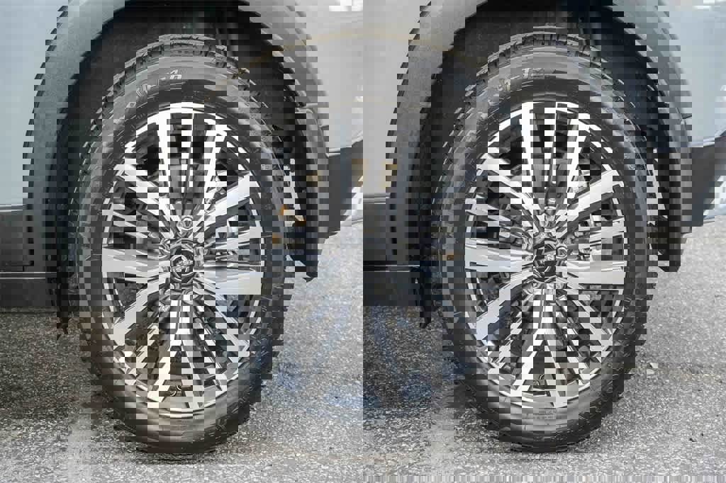 Used 2023 Nissan Kicks SV w/ Interior Electronics Package image 10