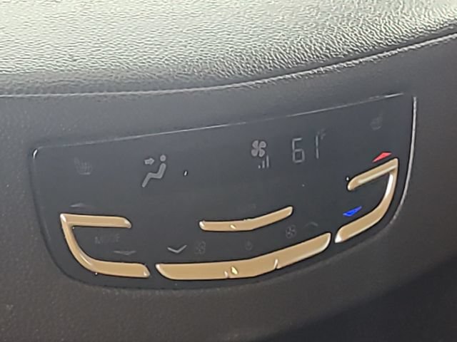 Used 2018 Cadillac Escalade Luxury AWD/4WD image 28
