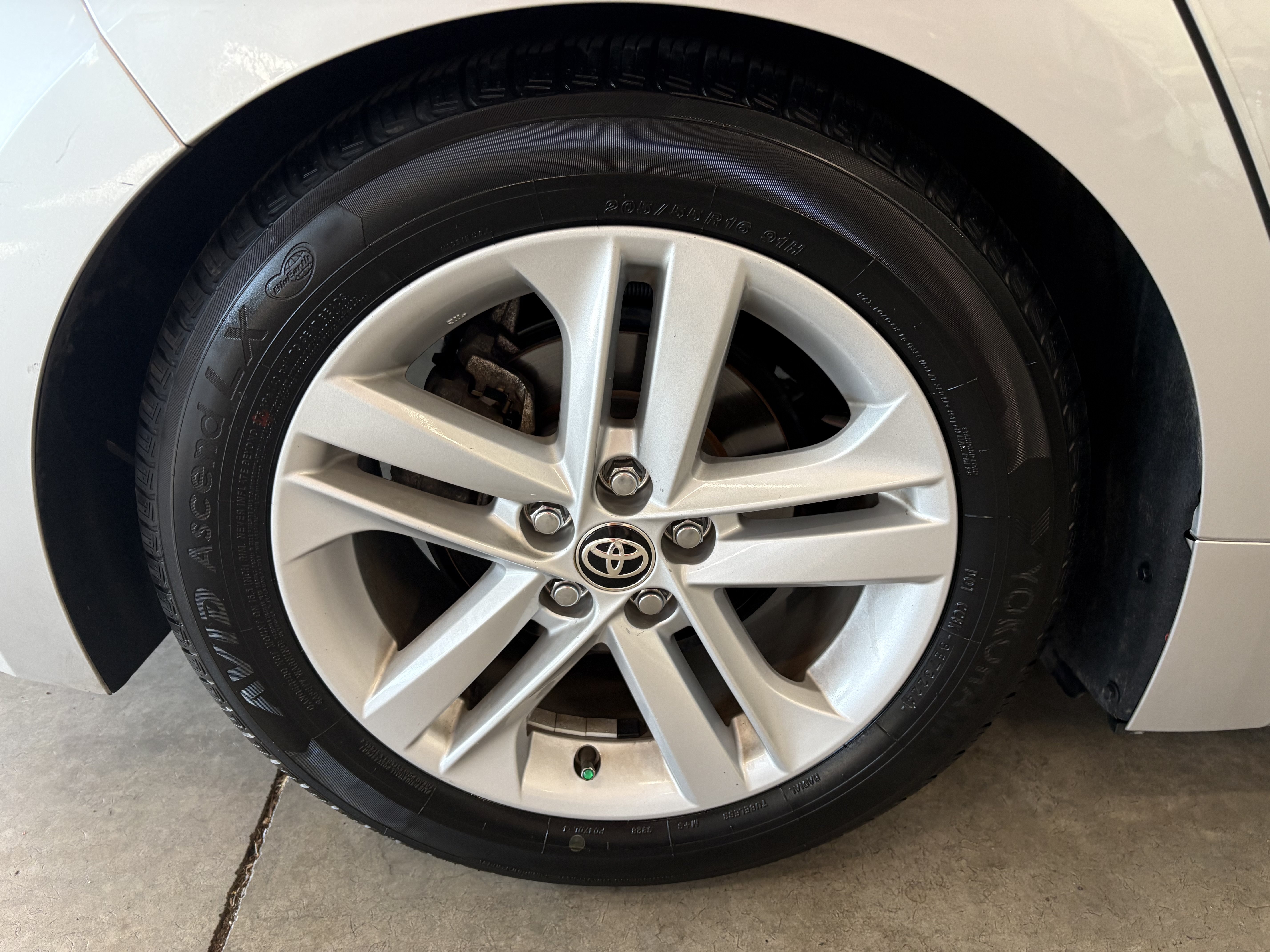 Certified 2019 Toyota Corolla SE FWD image 30