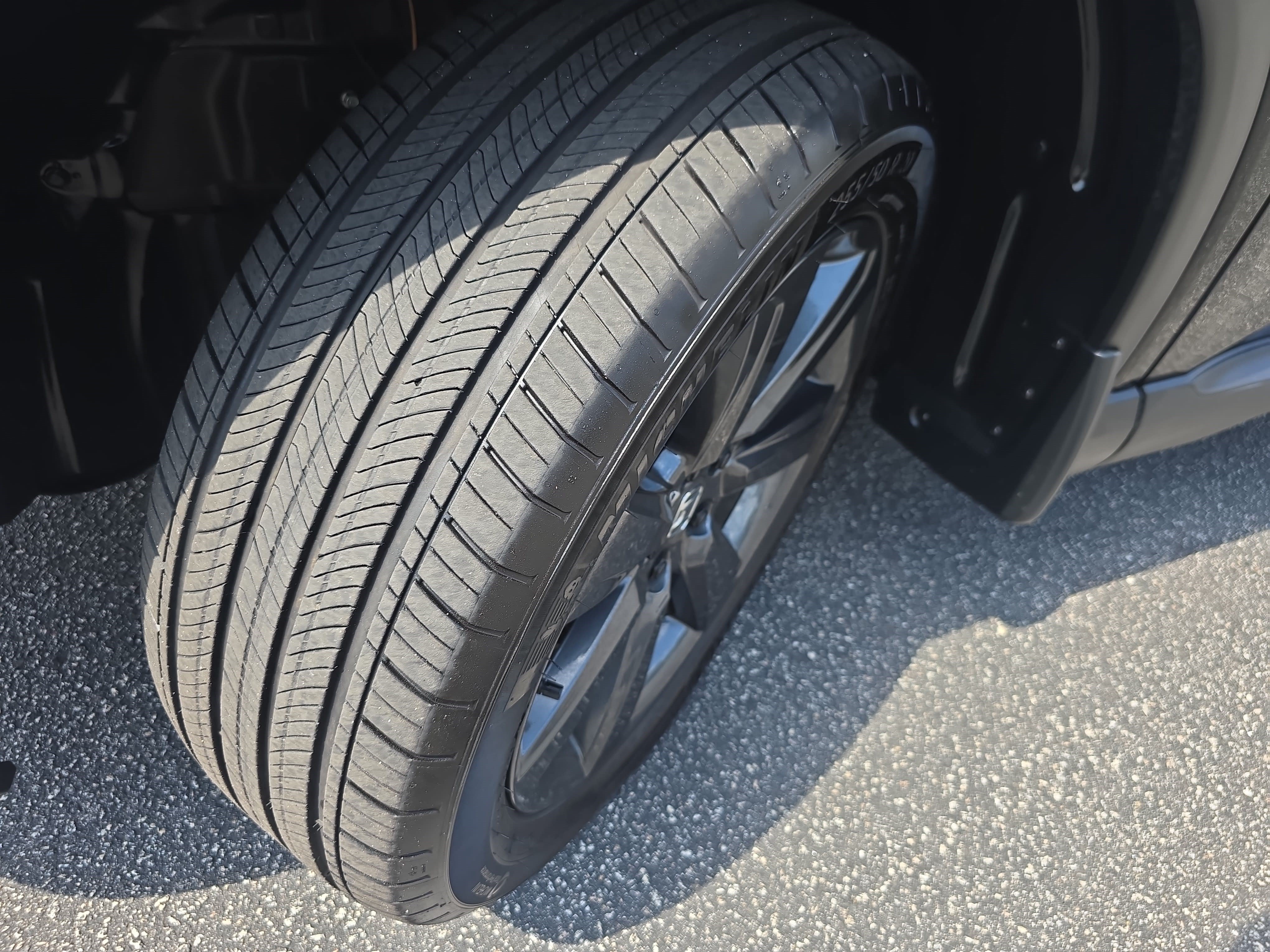 Used 2025 Honda Pilot Sport image 31