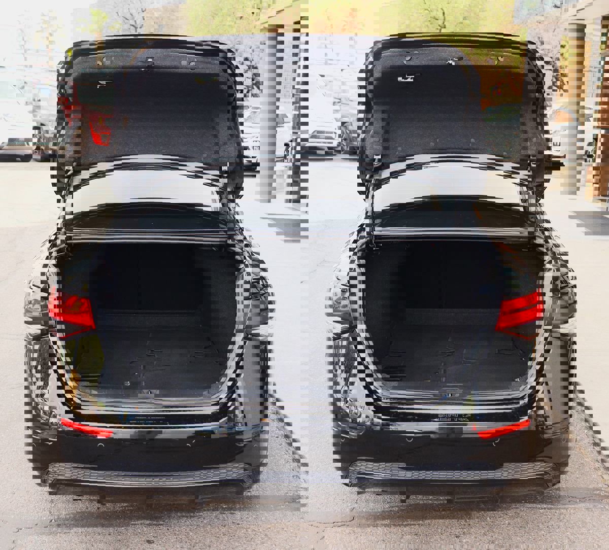 Used 2024 Nissan Sentra SV image 22