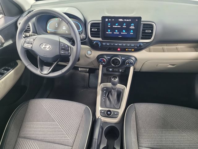 Used 2025 Hyundai Venue Limited FWD image 33