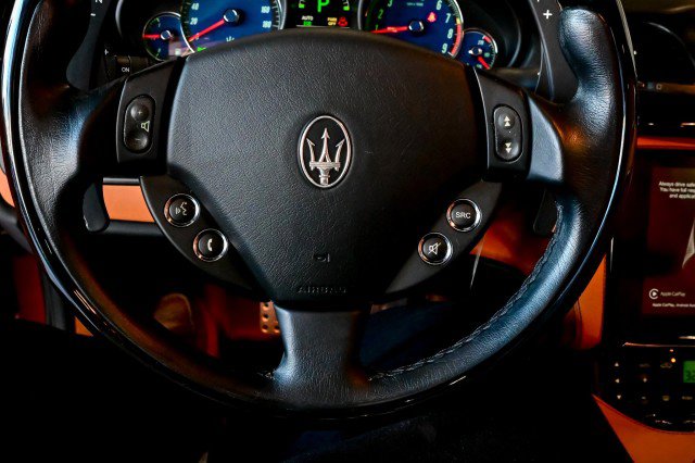 Used 2018 Maserati GranTurismo Convertible image 31