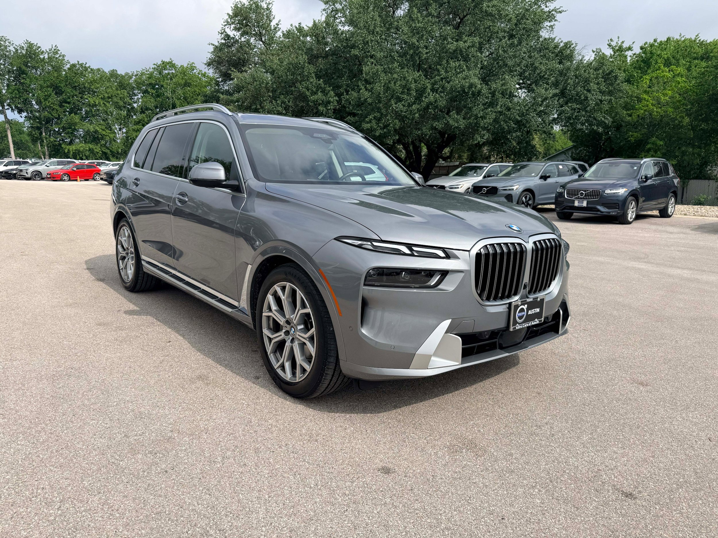 Used 2026 BMW X7 xDrive40i AWD/4WD image 7