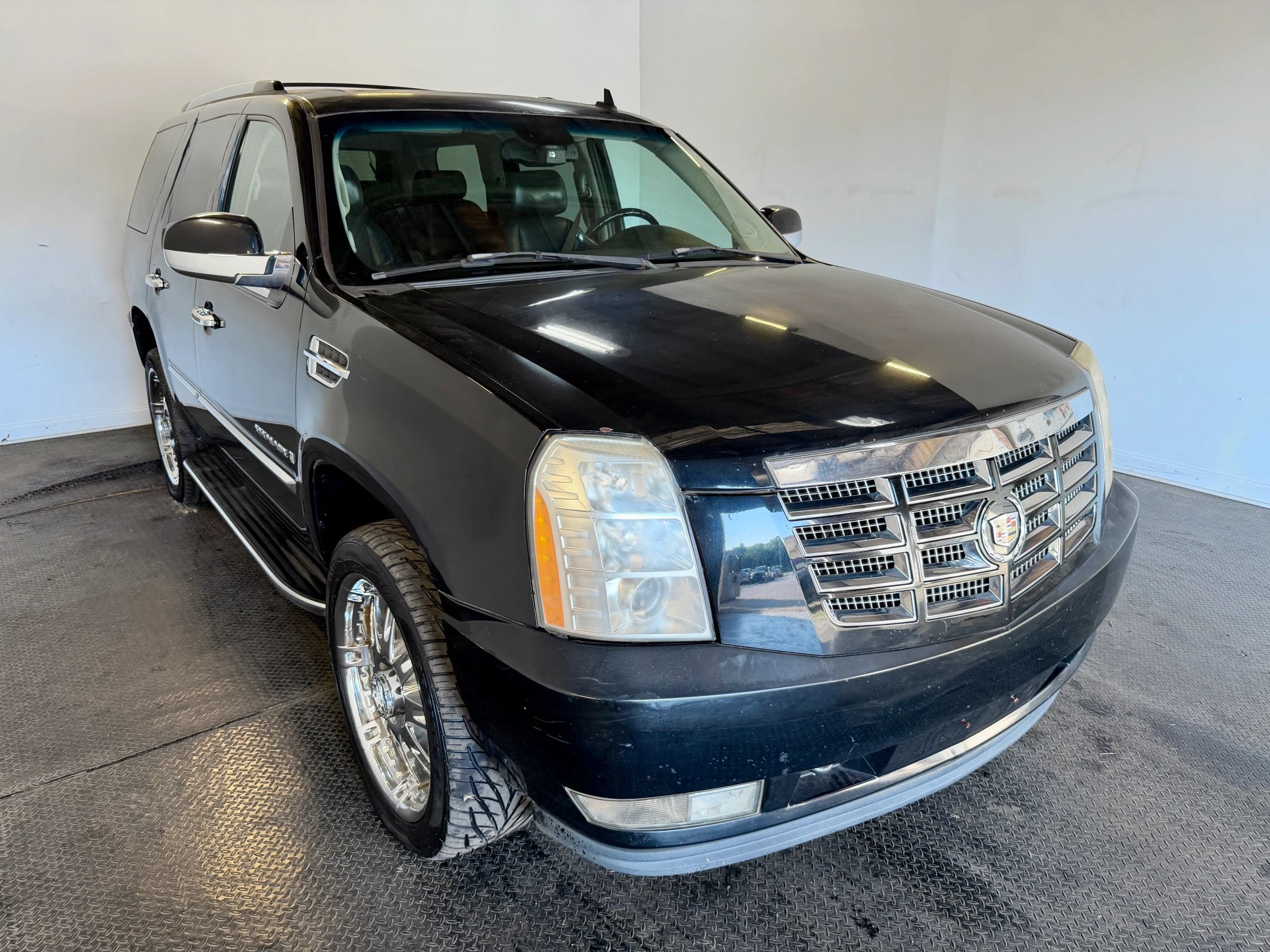 Used 2008 Cadillac Escalade AWD image 4