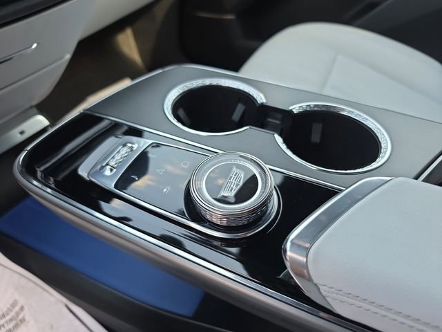 Used 2024 Cadillac Lyriq Sport image 18