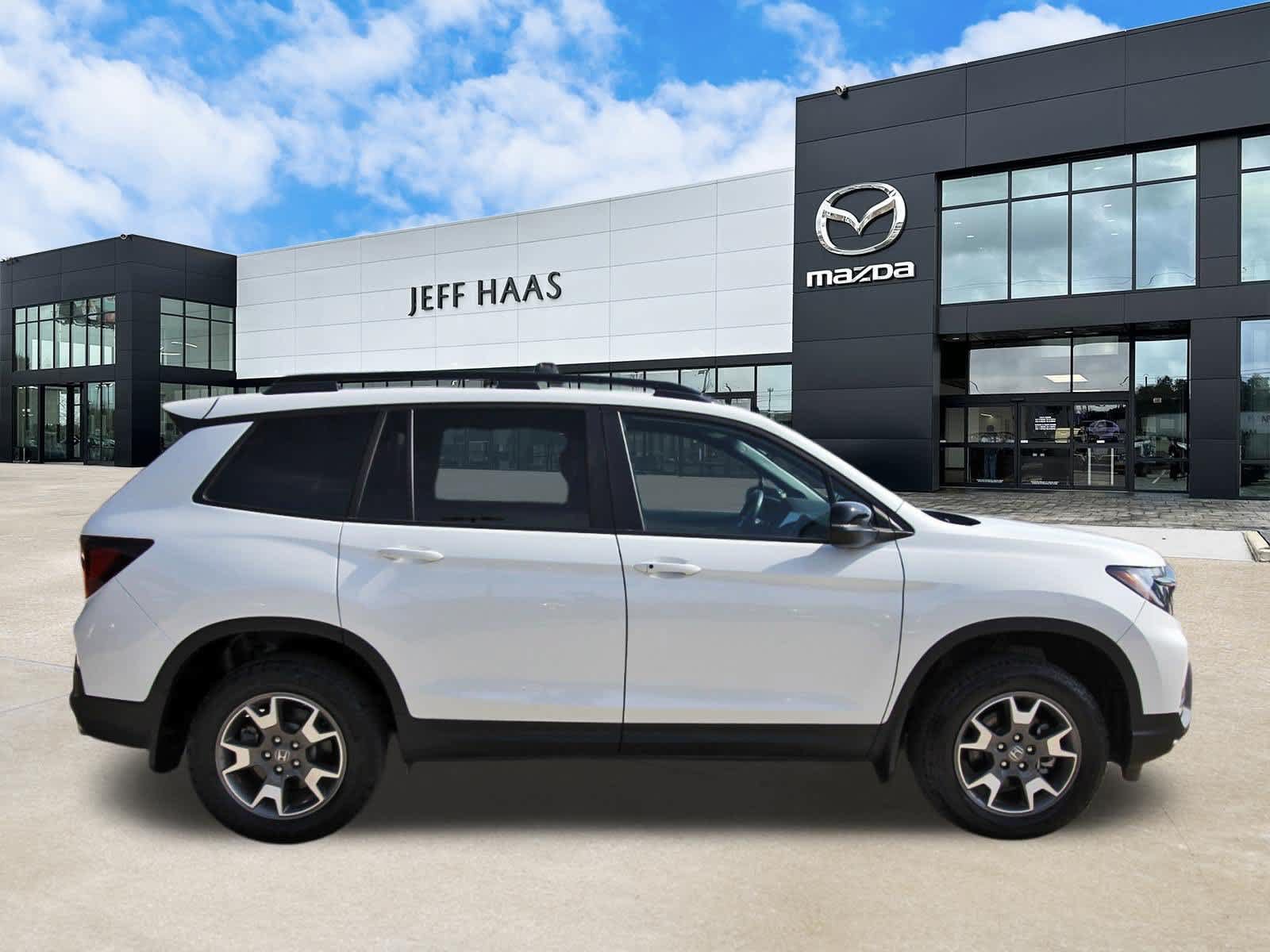 Used 2022 Honda Passport TrailSport image 5