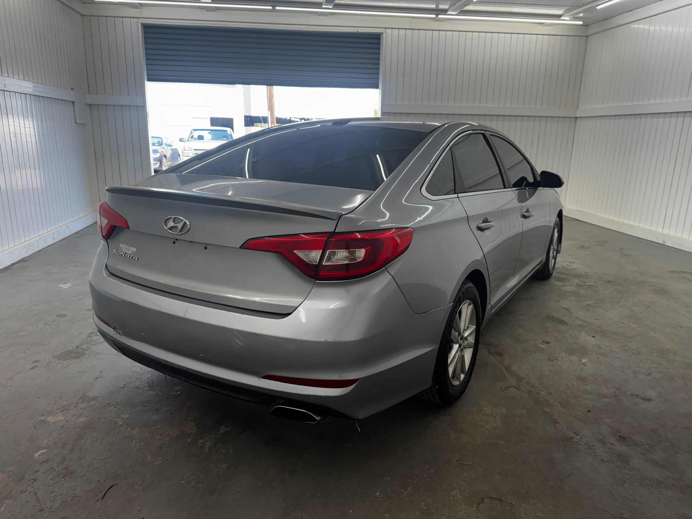 Used 2017 Hyundai Sonata SE image 5