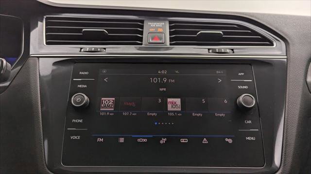 Used 2022 Volkswagen Tiguan SE image 33